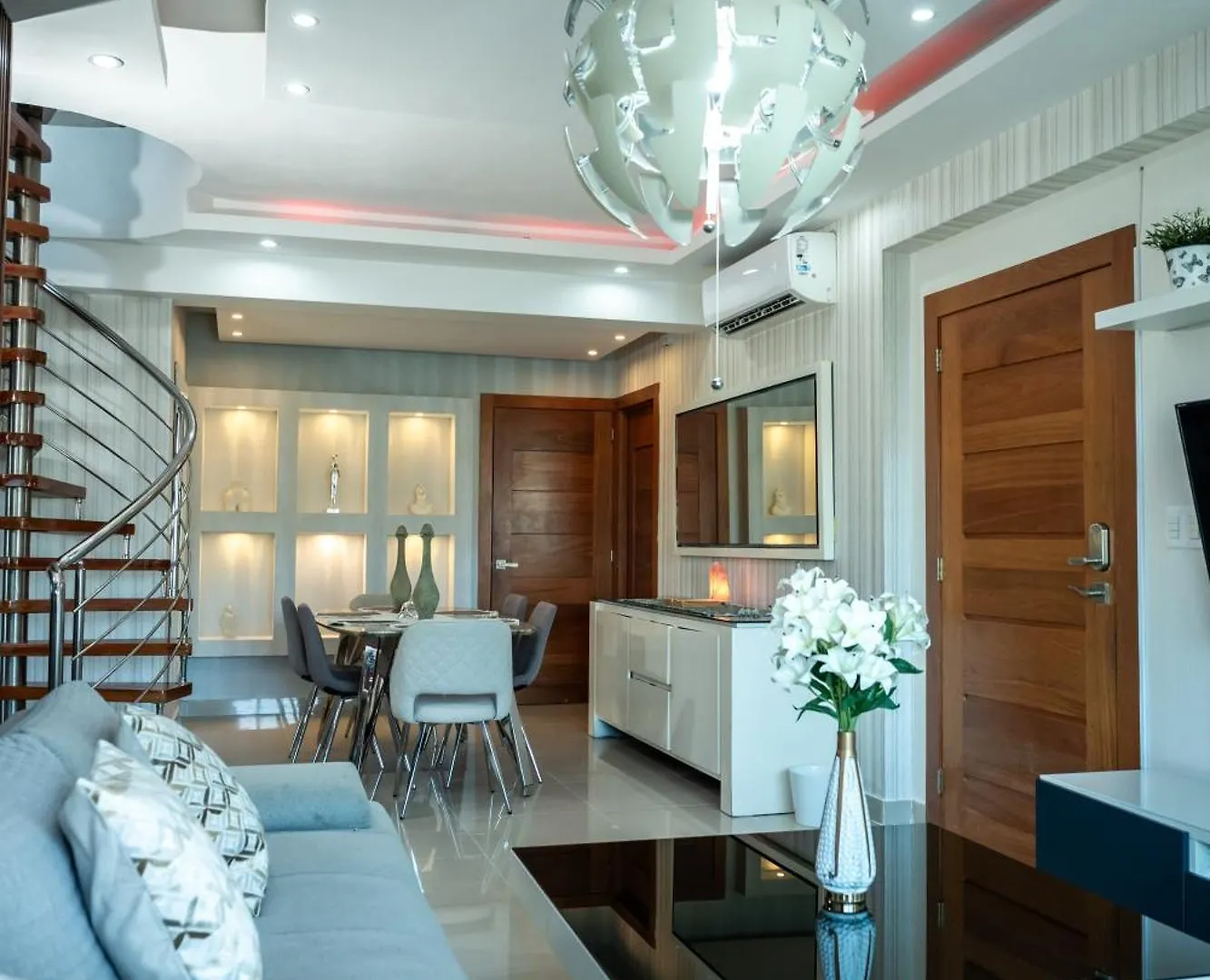 Jacuzzi Spa Penthouse Bella Vista 10 Personas Santo Domingo 0*,